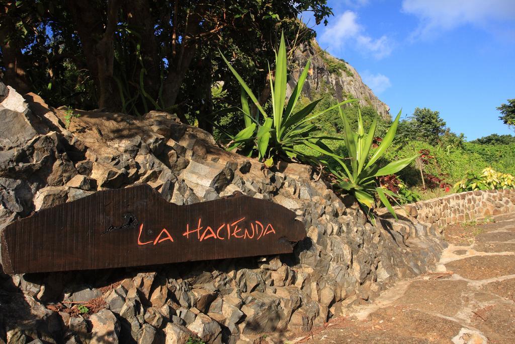 La Hacienda Mauritius Hotell Mahébourg Exteriör bild