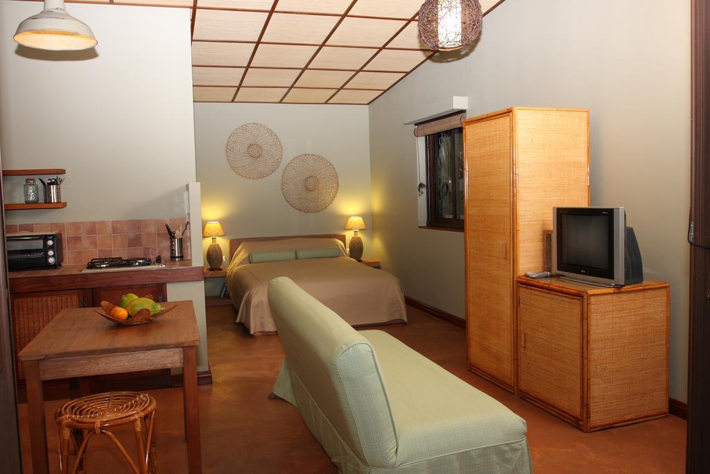 La Hacienda Mauritius Hotell Mahébourg Rum bild